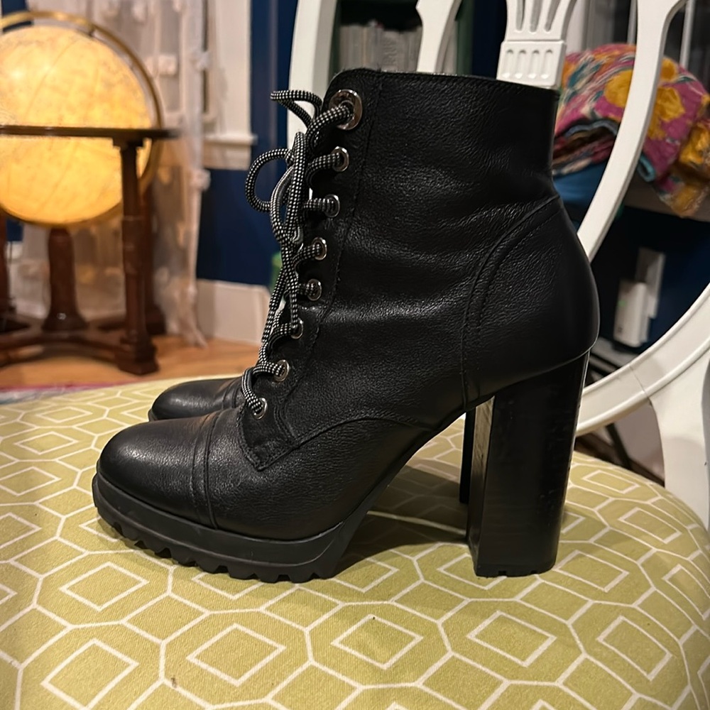 Aldo black boots 8.5 heels and laces